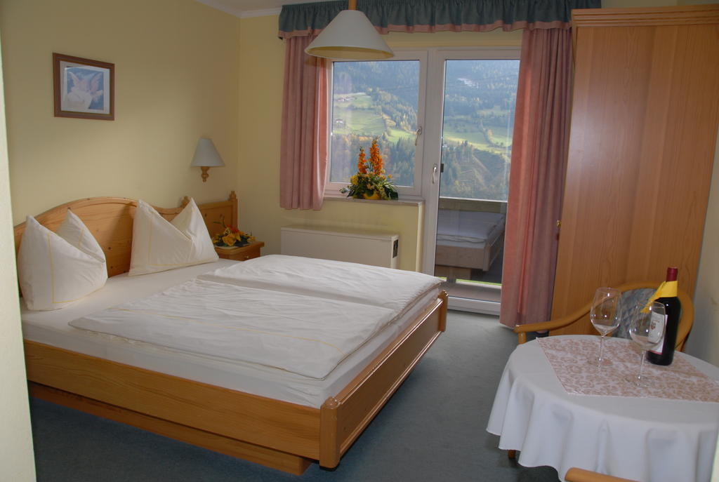 Laterndl-Wirt Hotel Санкт Файт им Понгау Стая снимка